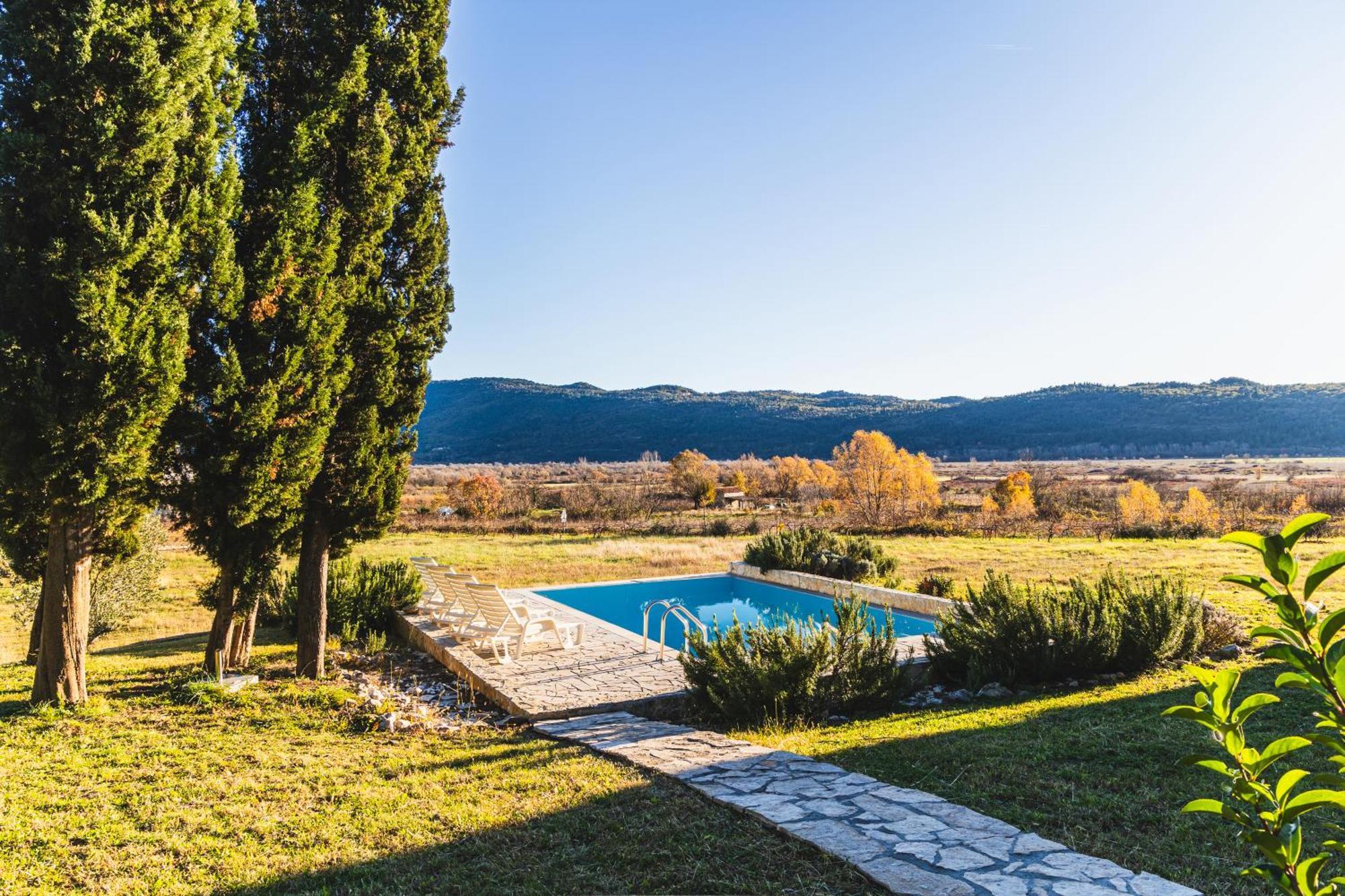 Country House Uros In Nature With Pool Lovorno 外观 照片